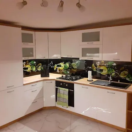 Mieszkanie Z Niezaleznym Wejsciem Apartment *