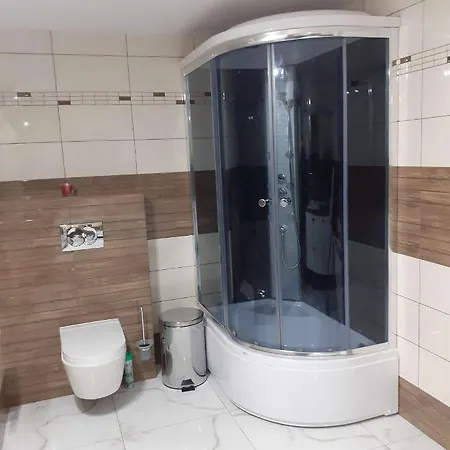Mieszkanie Z Niezaleznym Wejsciem Apartment *
